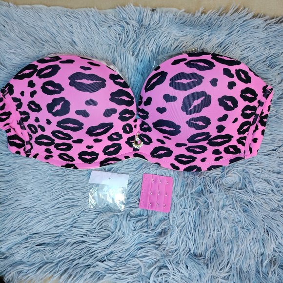 Strapless Lip Pattern Push Up With Cute Bling Accent - Picture 2 of 13